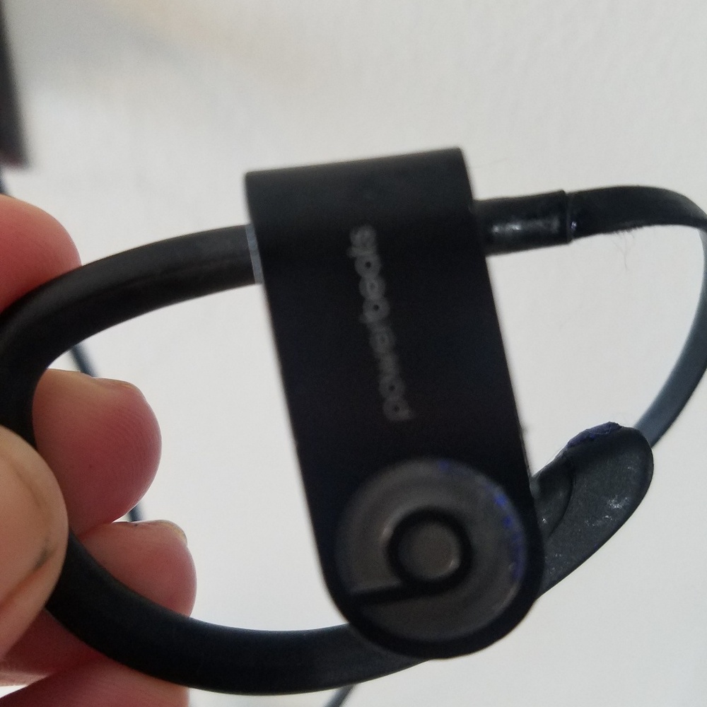 Power Beats - Picture 2 of 3